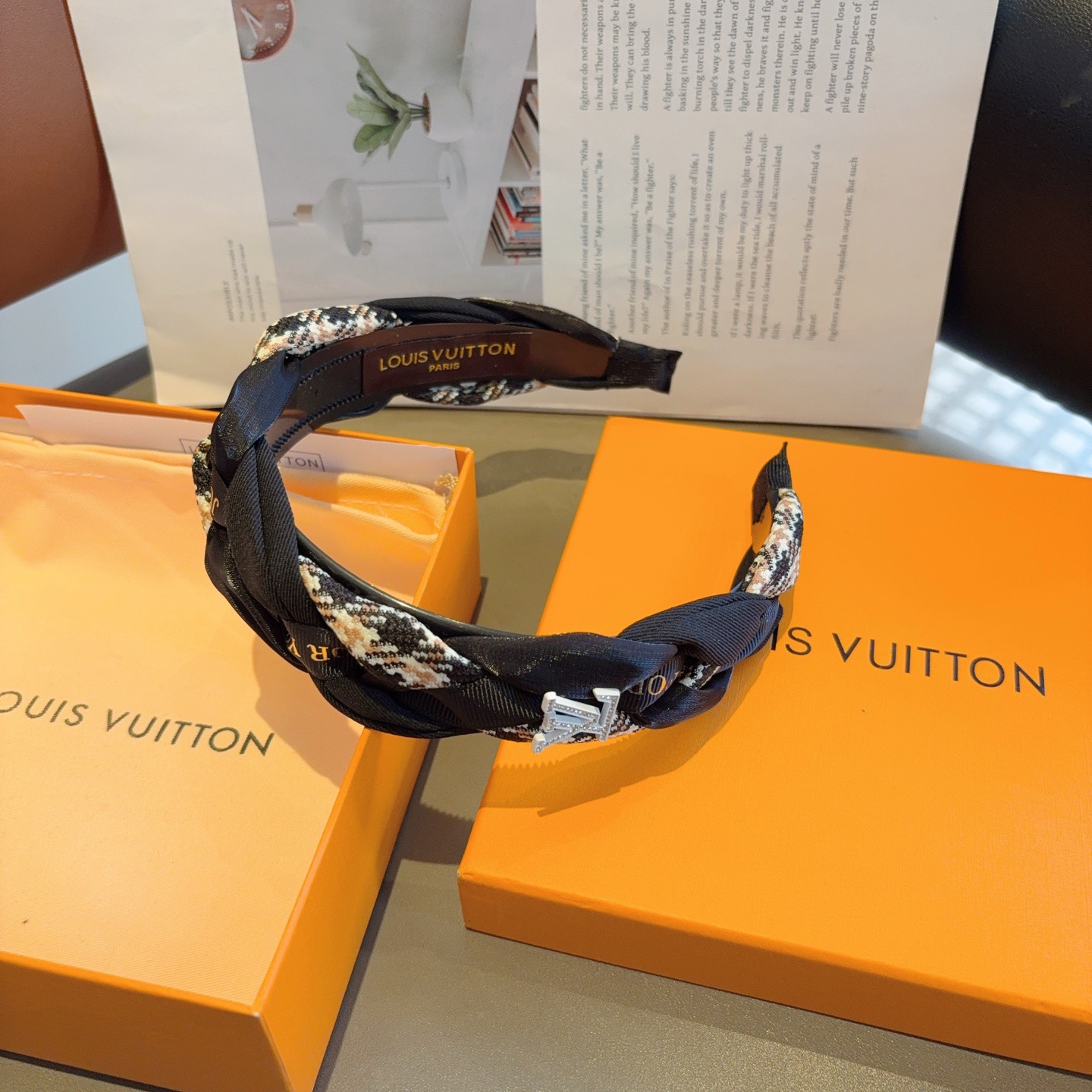 配包装LV 路易威登 经典新款发箍，时尚头箍，网红最新款来袭💕时尚百搭