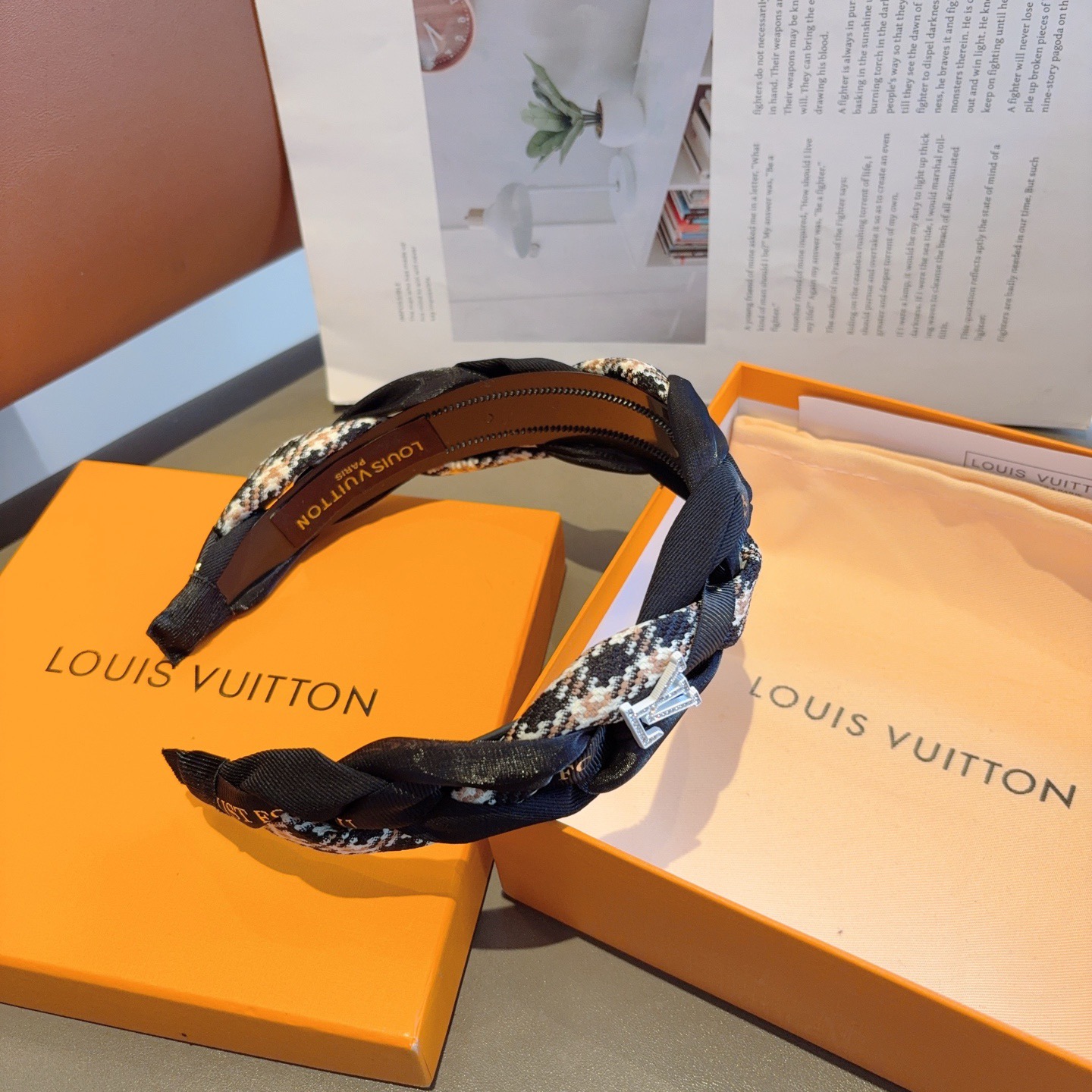 配包装LV 路易威登 经典新款发箍，时尚头箍，网红最新款来袭💕时尚百搭