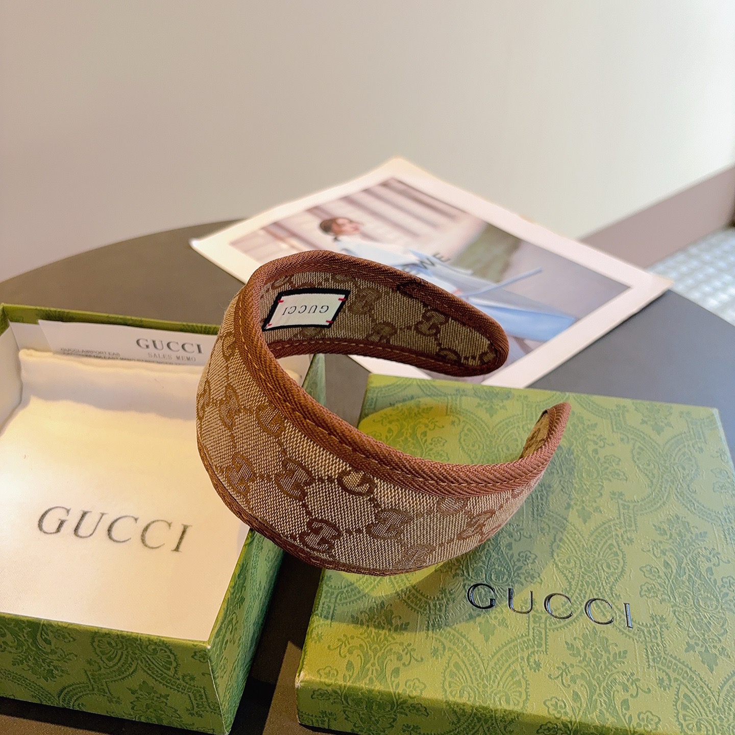 配包装Gucci（古奇） 高版本新款经典字母宽版发箍,专柜品质 让你的魅力绽放 清新淑女范让时尚更简单。