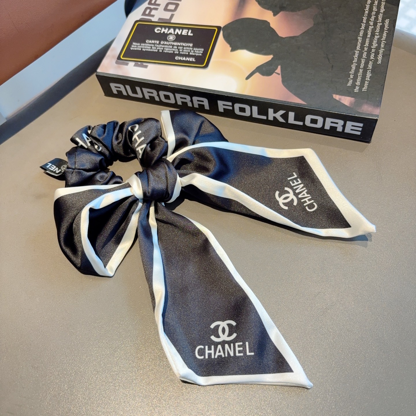 配包装CHANEL 香奈儿字母飘带马尾发圈 蝴蝶结肠圈，高档韩版小香风皮筋，经典花型设计， 高端大气，名