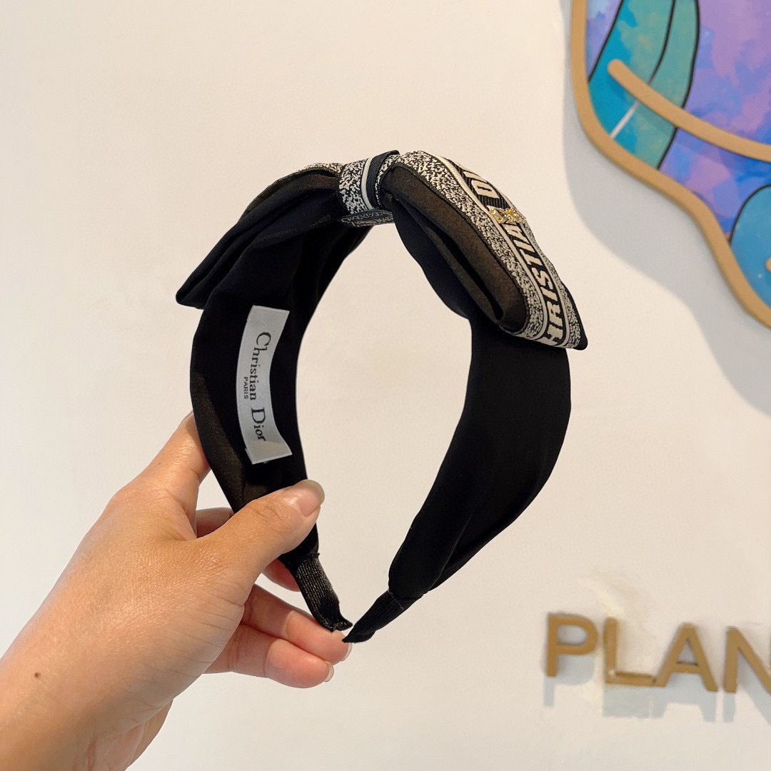 配包装Dior（迪奥） 火爆新款蝴蝶结发箍,专柜原单货，让你的魅力绽放 清新淑女范让时尚更简单。