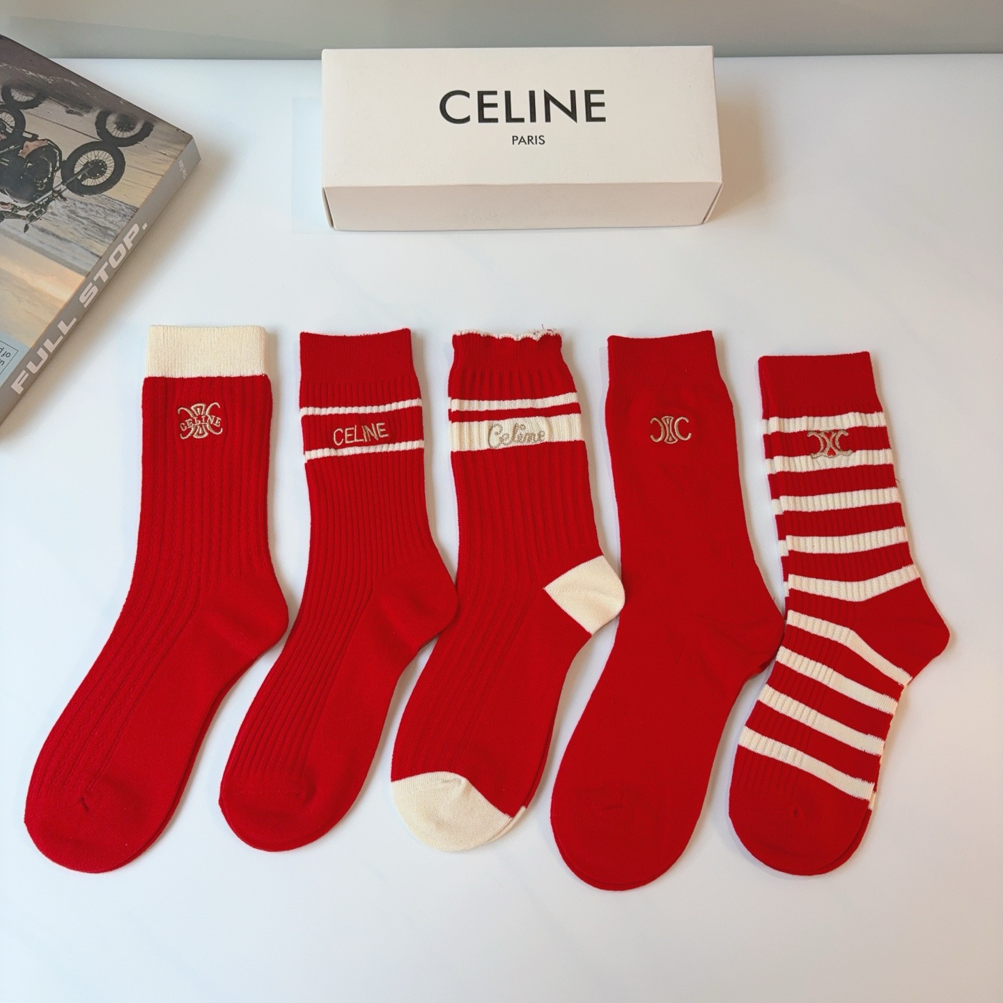 NO:719008,Comes with packaging (5 pairs in a box) CELINE new embroidered long festive red socks cashmere fabric, personalized fashionable and versatile, you deserve it socks, stockings, socks, celine, celine, socks19860909配包装（一盒5双） CELINE 赛琳 新款刺绣长筒喜庆红色袜子 羊绒面料,个性时尚百搭款,你值得拥有哦袜子,丝袜,袜子,celine,celine,socks,accessory