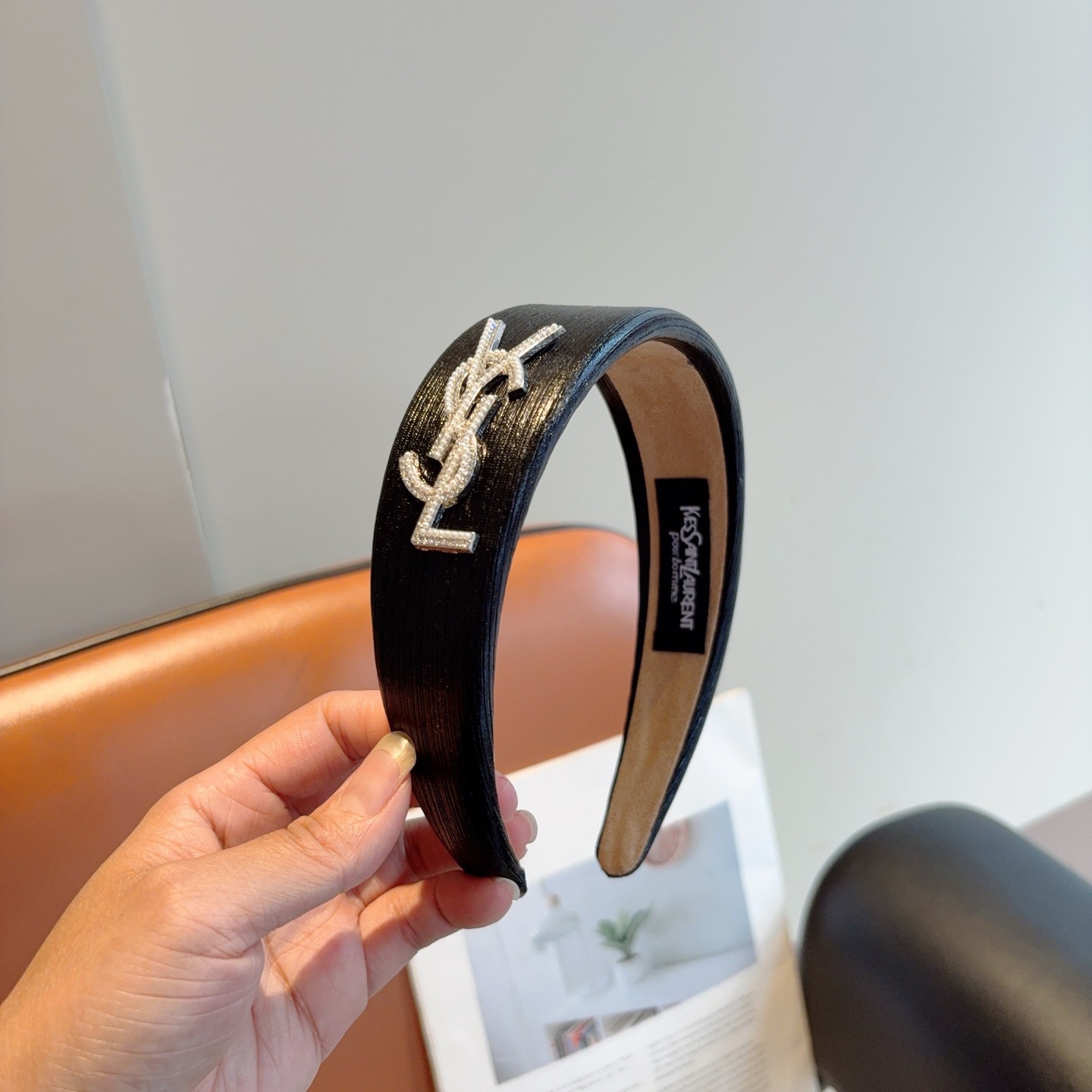 配包装圣罗兰 新款韩国海绵发箍，原单头箍简约百搭，潮女必备品，超级的高大上！