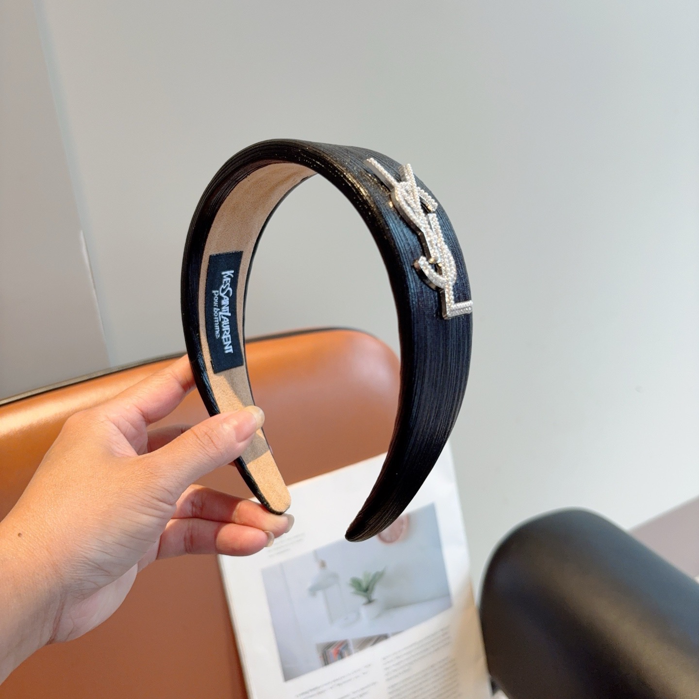 配包装圣罗兰 新款韩国海绵发箍，原单头箍简约百搭，潮女必备品，超级的高大上！