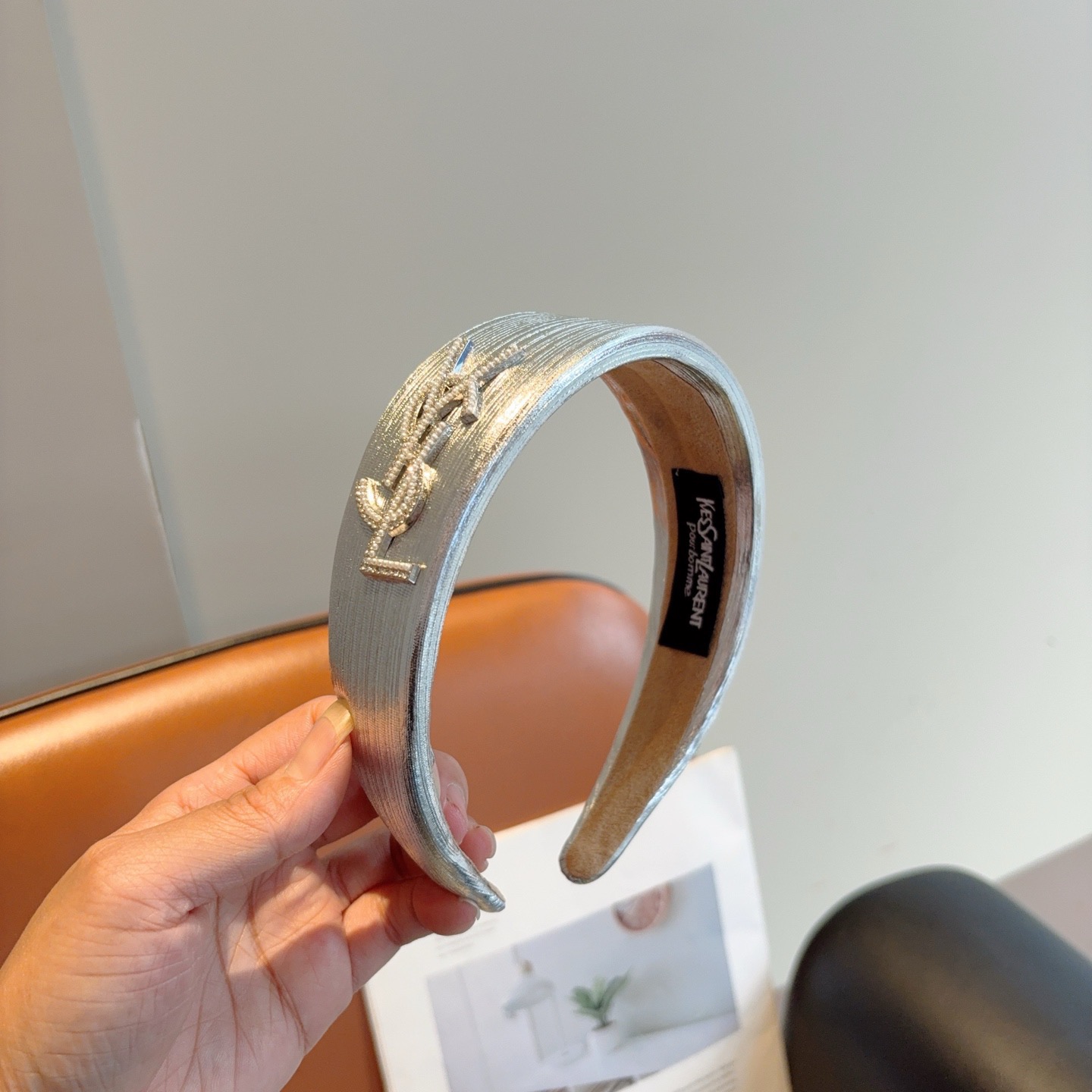 配包装圣罗兰 新款韩国海绵发箍，原单头箍简约百搭，潮女必备品，超级的高大上！