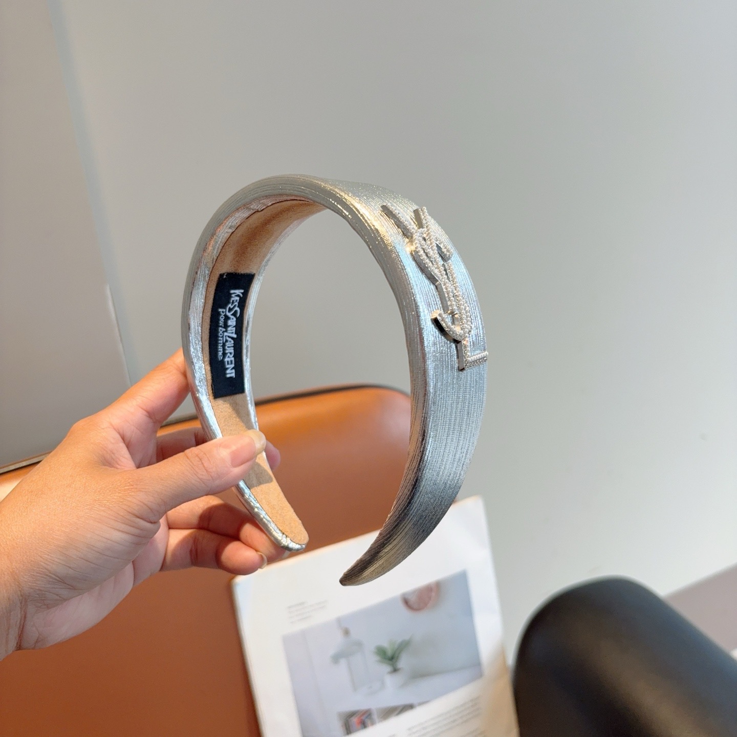 配包装圣罗兰 新款韩国海绵发箍，原单头箍简约百搭，潮女必备品，超级的高大上！