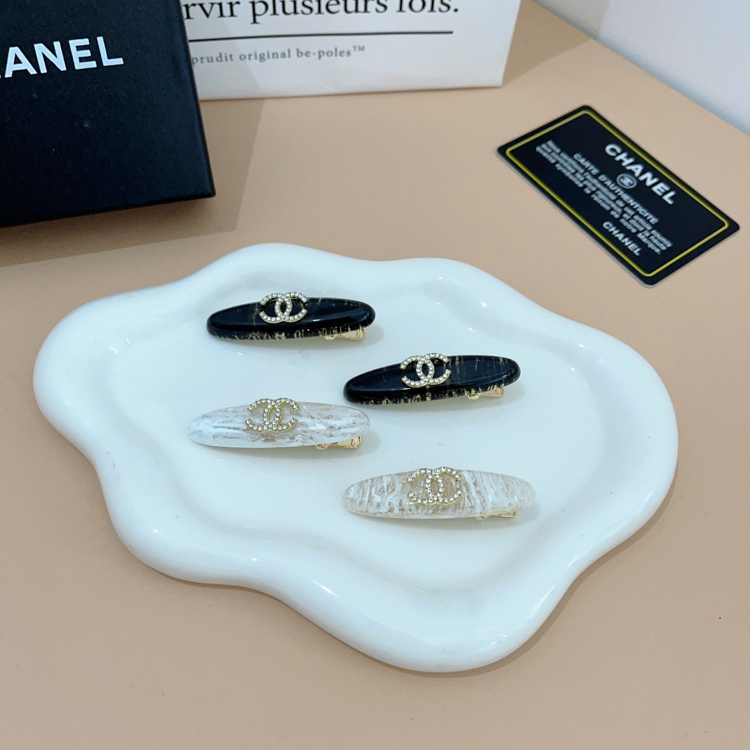 配包装 （一对）CHANEL（香奈儿） 高档韩版新款侧边BB夹 发夹、经典字母logo边夹刘海夹发饰， 