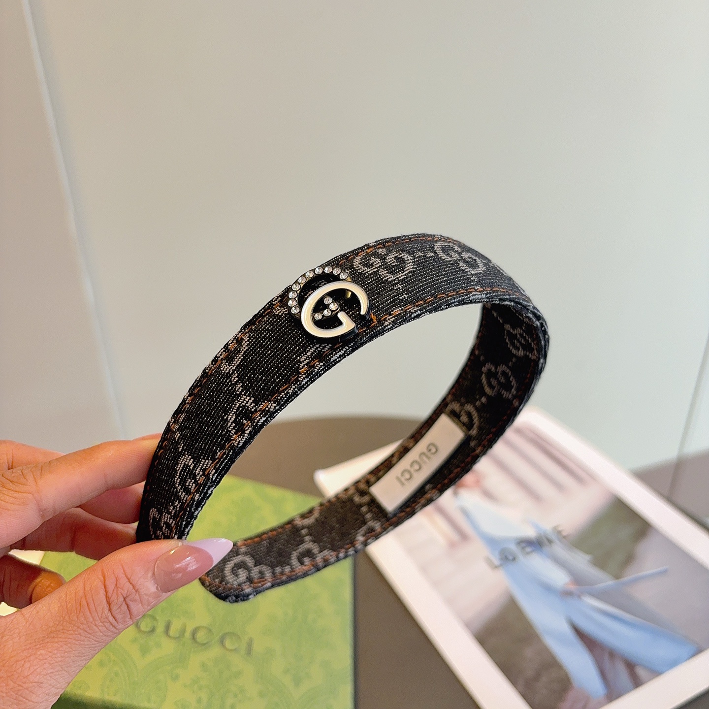 配包装Gucci古奇 明星经典新款牛仔布发箍，女神必备单品头箍，非常百搭，时尚潮流！