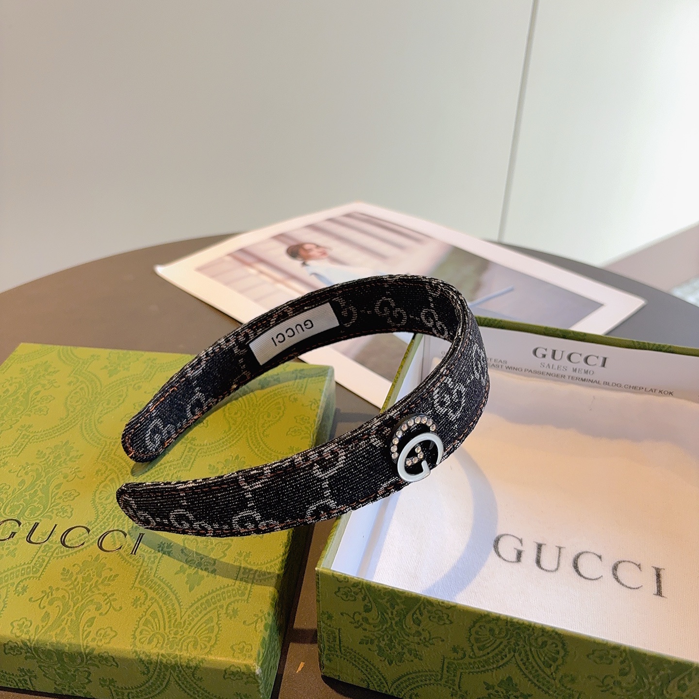 配包装Gucci古奇 明星经典新款牛仔布发箍，女神必备单品头箍，非常百搭，时尚潮流！