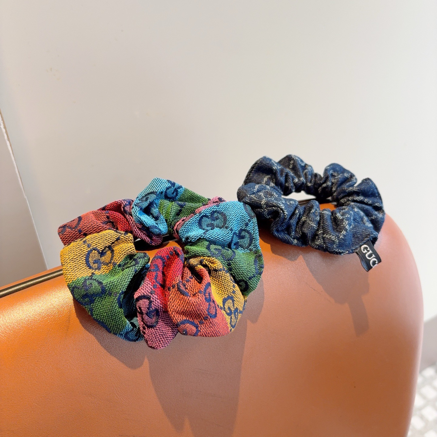 配包装Gucci古奇 双G经典款发圈皮筋 精致佩戴舒适无压力，造型搭配必备！非常时尚百搭！名媛范儿。女神