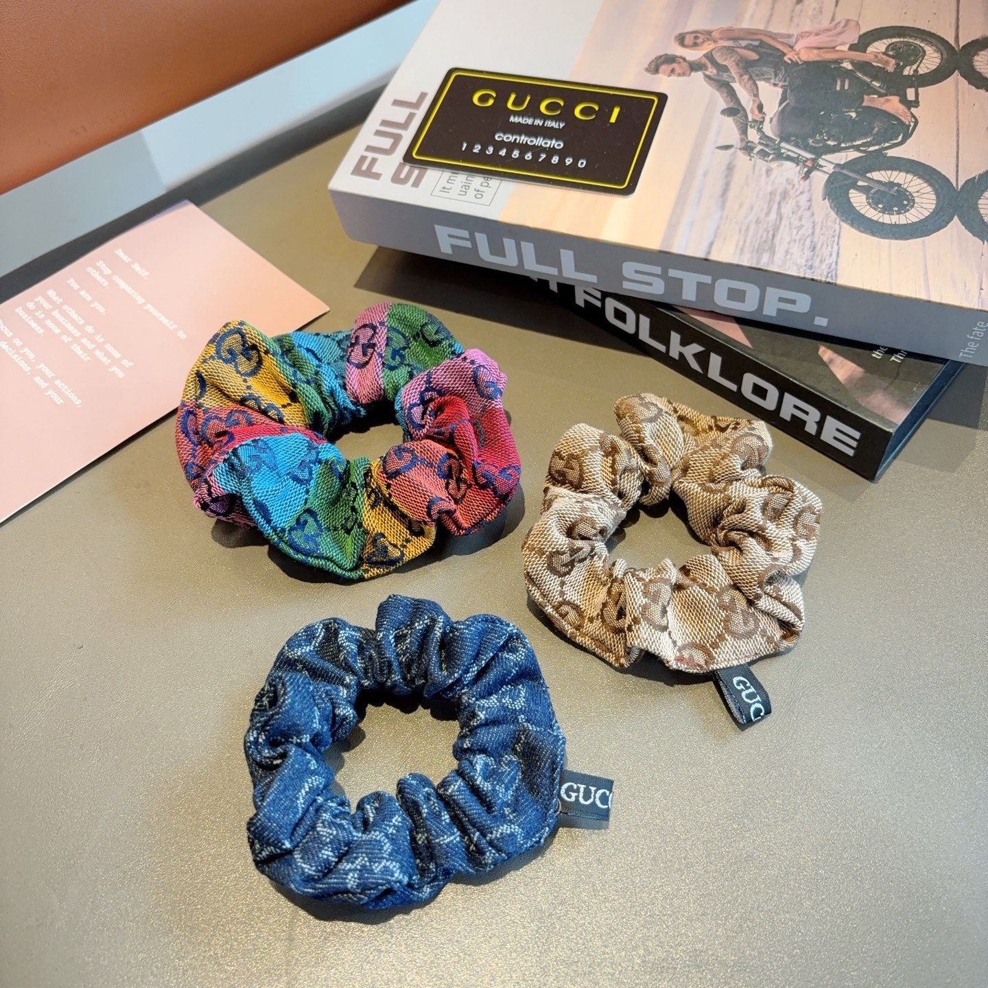 配包装Gucci古奇 双G经典款发圈皮筋 精致佩戴舒适无压力，造型搭配必备！非常时尚百搭！名媛范儿。女神