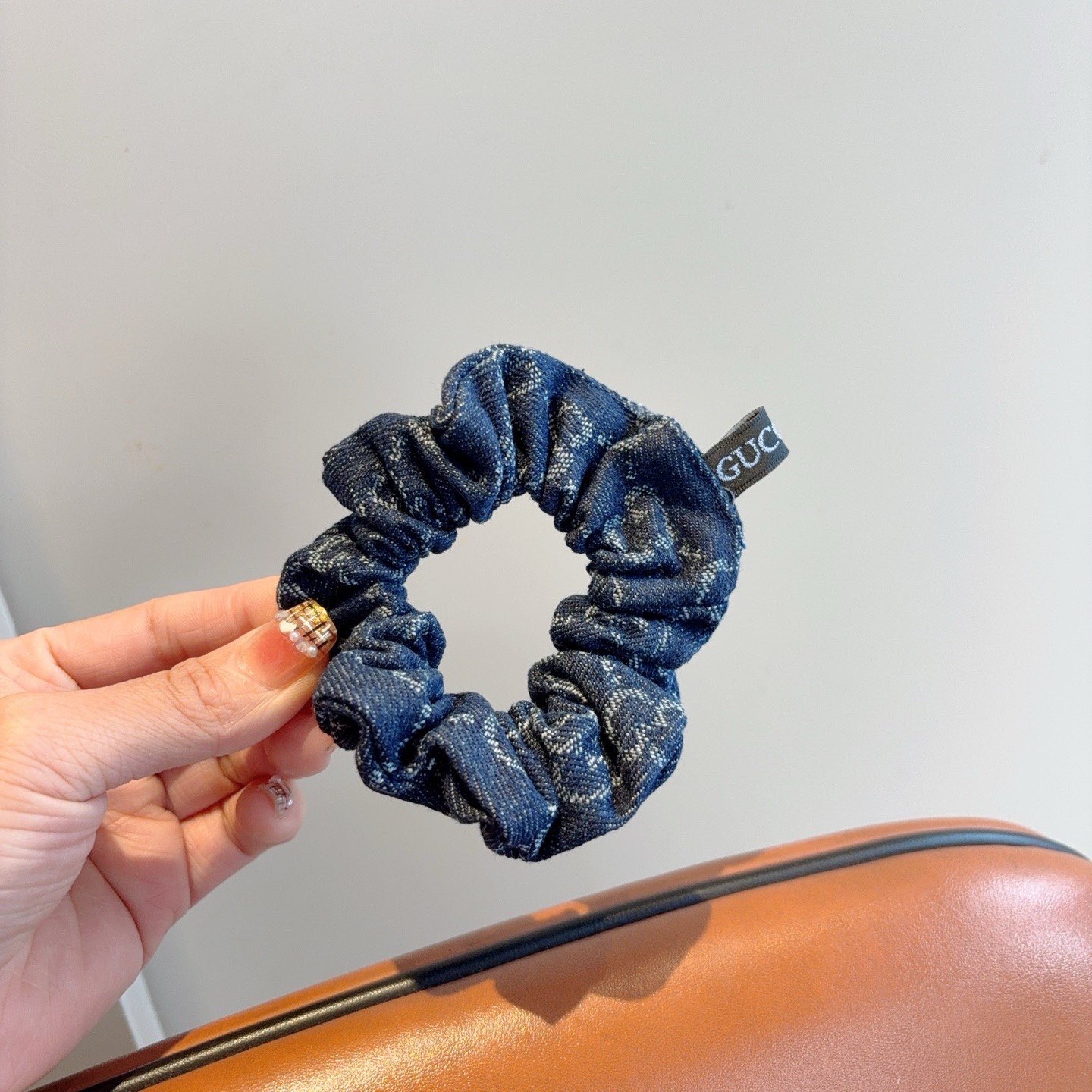 配包装Gucci古奇 双G经典款发圈皮筋 精致佩戴舒适无压力，造型搭配必备！非常时尚百搭！名媛范儿。女神
