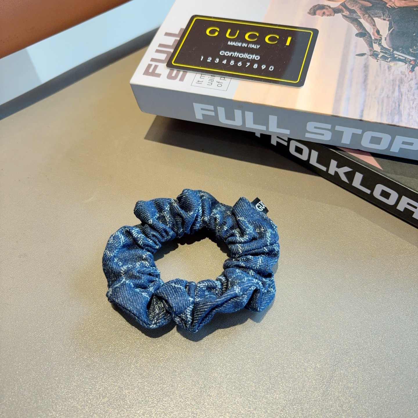 配包装Gucci古奇 双G经典款发圈皮筋 精致佩戴舒适无压力，造型搭配必备！非常时尚百搭！名媛范儿。女神