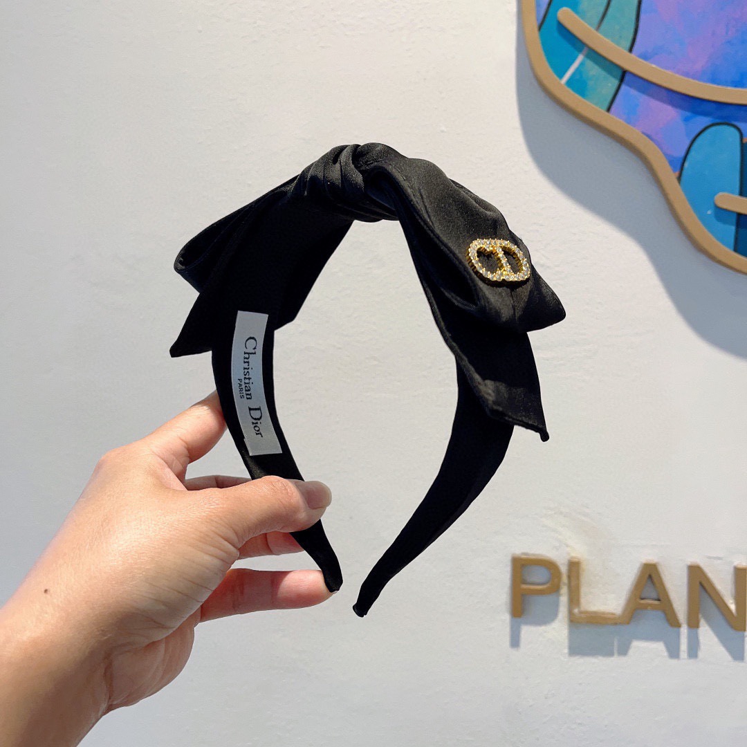 配包装Dior（迪奥） 新款宽边蝴蝶结大牌发箍, 网红爆款防滑头箍、让你的魅力绽放 清新淑女范让时尚更简