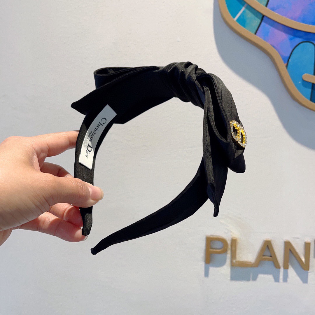 配包装Dior（迪奥） 新款宽边蝴蝶结大牌发箍, 网红爆款防滑头箍、让你的魅力绽放 清新淑女范让时尚更简