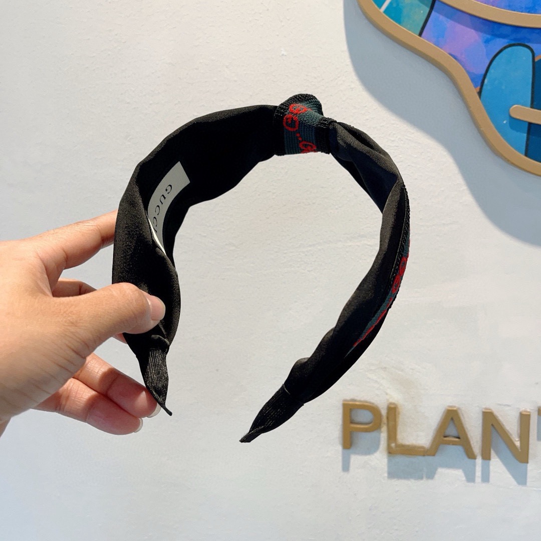 配包装Gucci古奇 网红经典新款宽版发箍，女神必备单品头箍，非常百搭，时尚潮流！