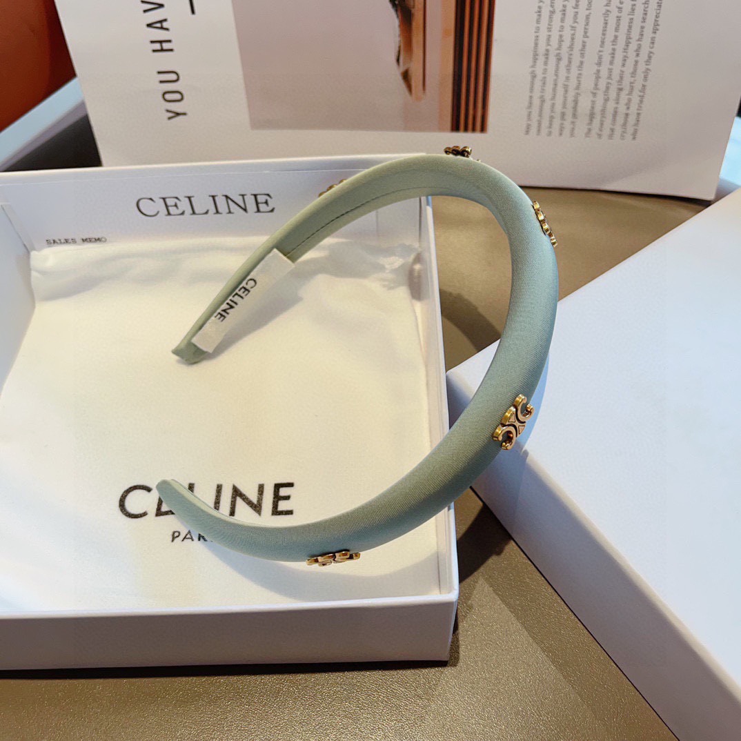 配包装 CELINE（赛琳）网红爆款发箍，佩戴舒适无压力，造型搭配必备！非常时尚百搭！女神必备！名媛范儿。