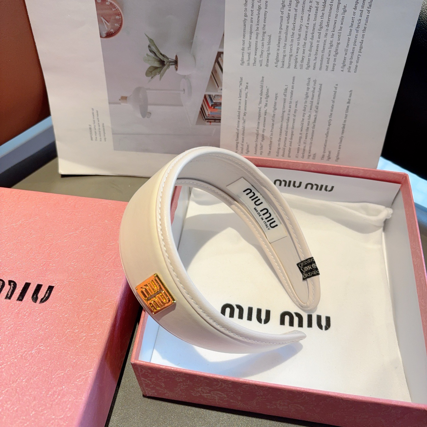 配包装 MIUMIU（缪缪）新款羊皮宽版手工制作发箍，韩版简约百搭头箍、潮女必备品，超级的高大上！