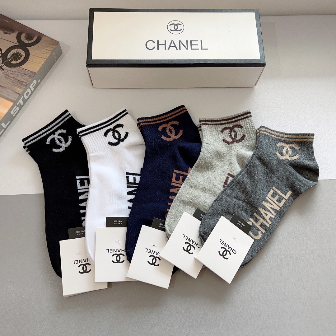 NO:766138,Comes with packaging (5 pairs in a box) CHANEL (Chanel) new high-end socks!  Popular letter shop synchronized boat socks, socks from big brands, must-have socks for fashionistas, stockings, socks, chanel, chanel, socks19860909配包装（一盒5双） CHANEL（香奈儿） 新款高端袜子！爆款字母专柜同步船袜 袜子 大牌出街,潮人必备超好搭袜子,丝袜,袜子,chanel,chanel,socks,accessory
