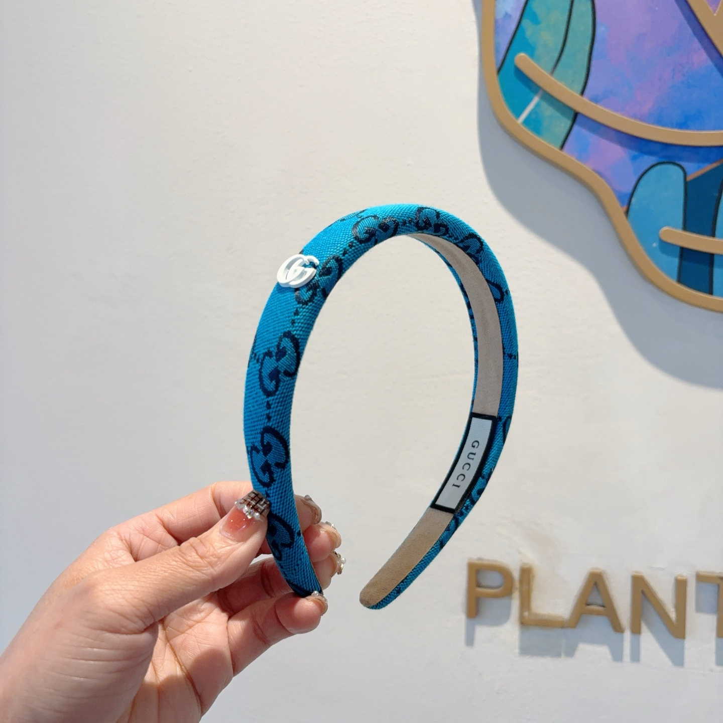 NO:895099,Comes with packaging Gucci Internet celebrity classic new wide headband, a must-have headband for goddesses, very versatile and fashionable!  hairpins,hairpins,gucci,hairpins19860909配包装 Gucci古奇 网红经典新款宽版发箍,女神必备单品头箍,非常百搭,时尚潮流！发夹,发夹,gucci,hairpins,accessory