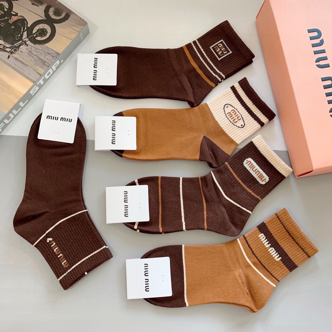 配包装【一盒5双】miumiu · 缪缪 高品质🔥超级爆款网红中筒袜子❗️ins明星网红推荐❗️火爆至极