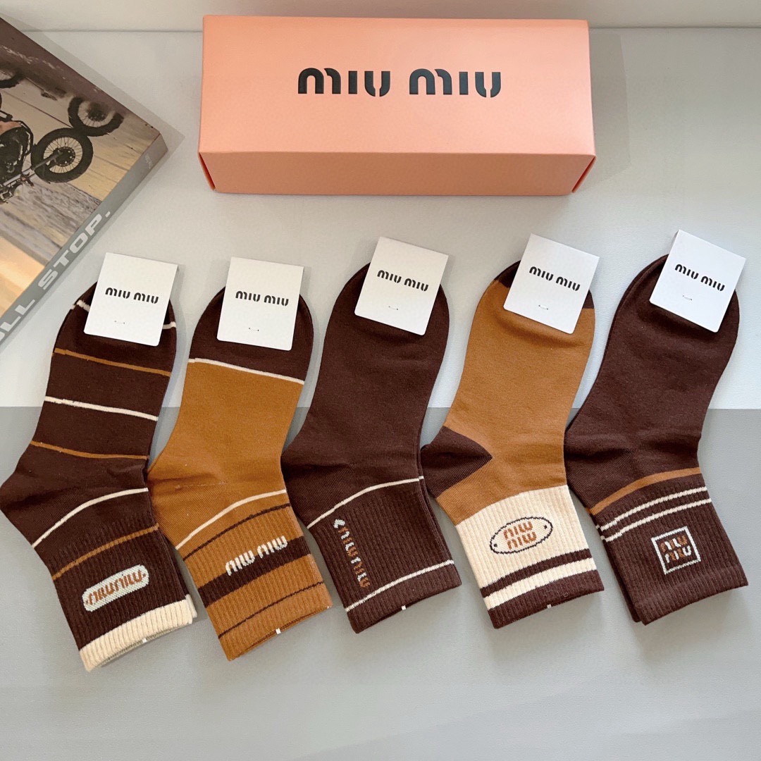 配包装【一盒5双】miumiu · 缪缪 高品质🔥超级爆款网红中筒袜子❗️ins明星网红推荐❗️火爆至极