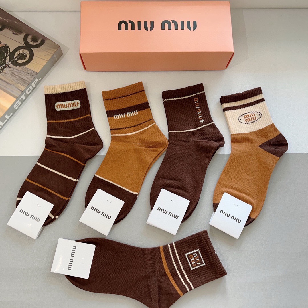 配包装【一盒5双】miumiu · 缪缪 高品质🔥超级爆款网红中筒袜子❗️ins明星网红推荐❗️火爆至极