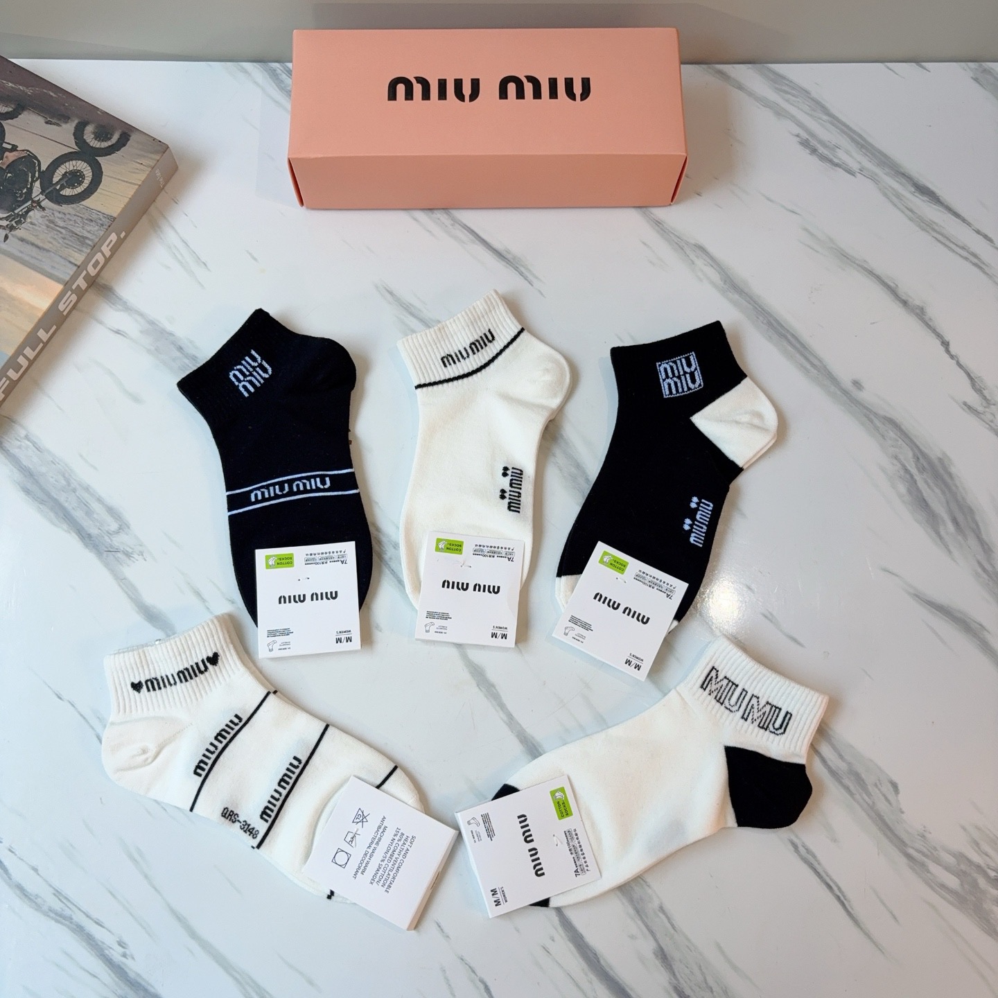 配包装【一盒5双】miumiu · 缪缪 高品质🔥超级爆款网红短筒袜子❗️ins明星网红推荐❗️火爆至极