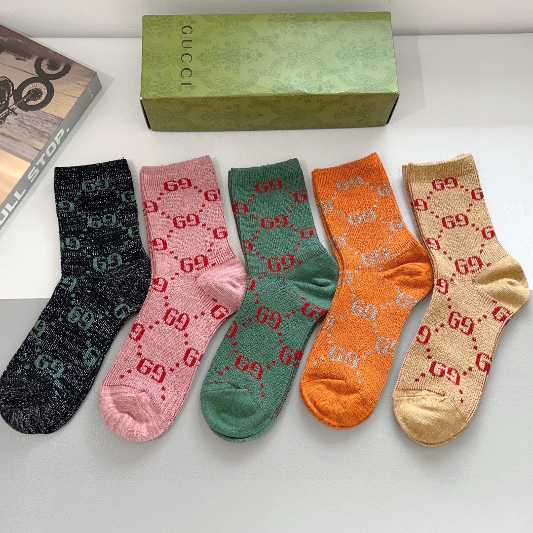 配包装（一盒5双） Gucci 古奇 经典新金丝中筒袜，双针双路面料，潮人必备 ，Gucci 爆款，个性