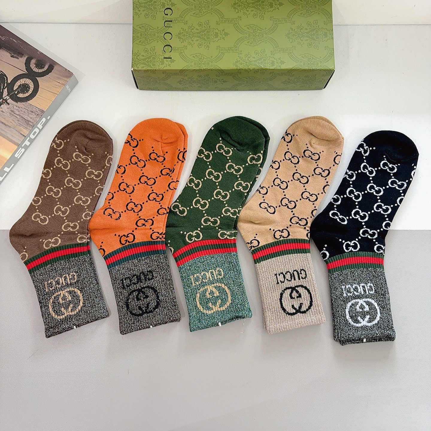 配包装（一盒5双） Gucci 古奇 经典金丝中筒袜，潮人必备 ，Gucci 爆款，个性时尚百搭款，你值