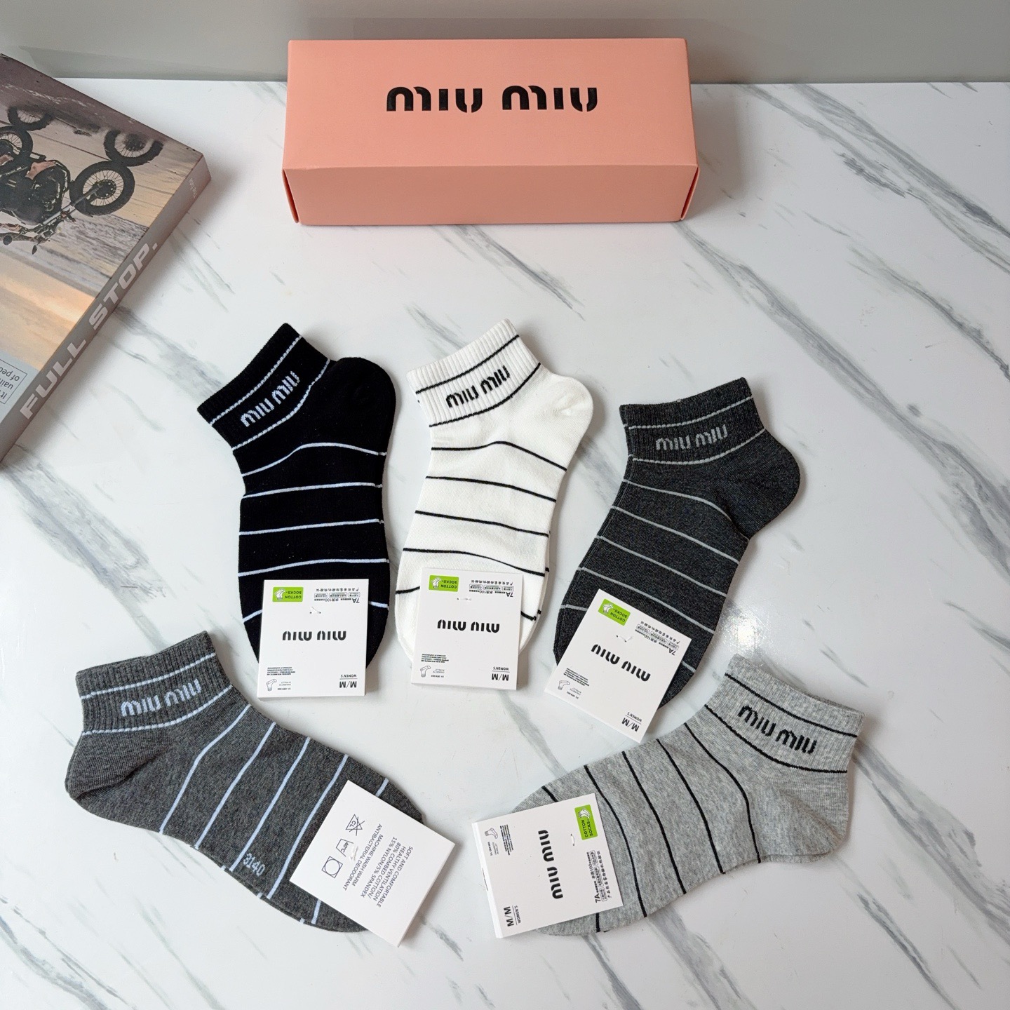 配包装【一盒5双】miumiu · 缪缪 高品质🔥超级爆款网红短筒袜子❗️ins明星网红推荐❗️火爆至极