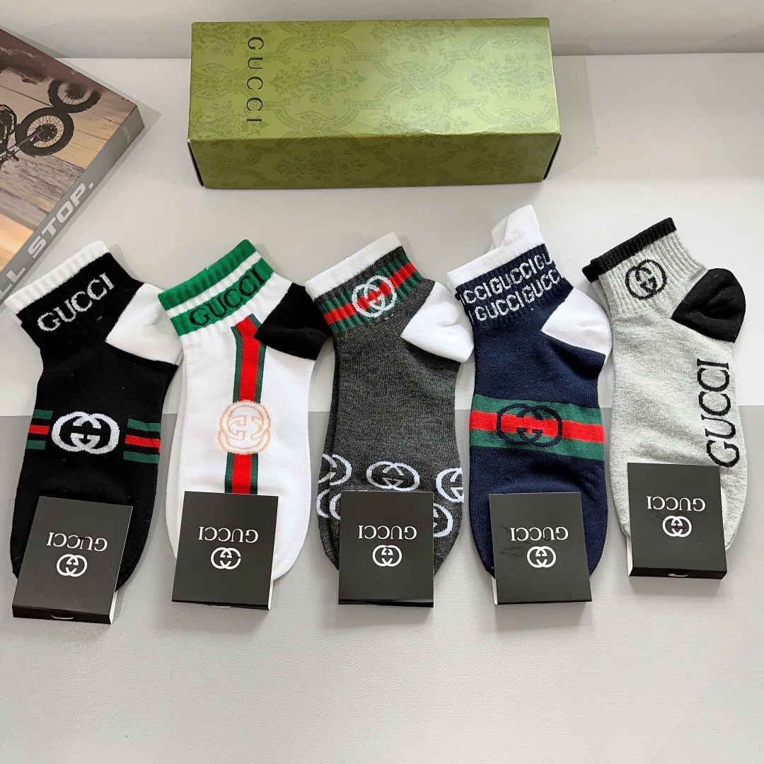 配包装（一盒5双） Gucci 古奇 新款中筒男女通用袜，纯棉面料，潮人必备 ，爆款经典双G，个性时尚百