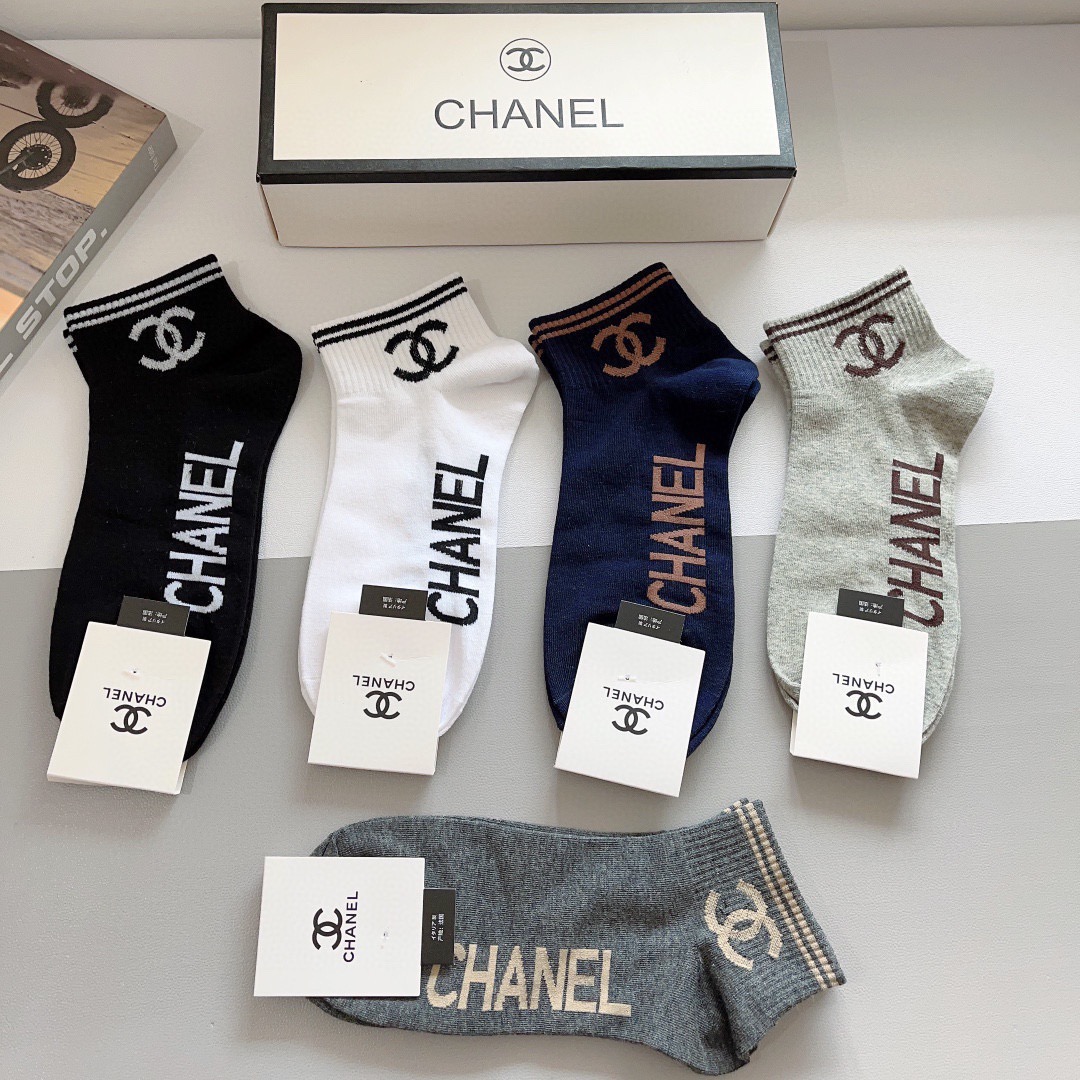 配包装（一盒5双）CHANEL（香奈儿） 新款高端袜子！爆款字母专柜同步船袜 袜子 💛大牌出街，潮人必备