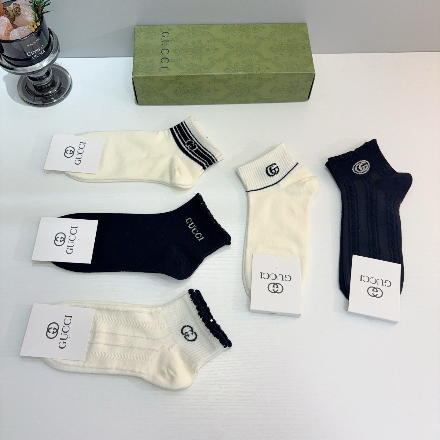 配包装（一盒5双） Gucci 古奇 ins超火爆短款袜，纯棉面料，潮人必备 ，Gucci 爆款，经典G