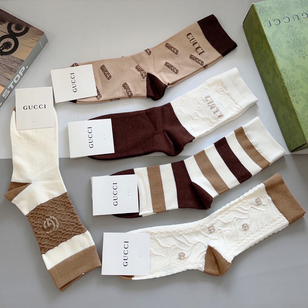 配包装（一盒5双） Gucci 古奇 新款长筒袜子，竹棉面料，潮人必备 ，爆款经典双G，个性时尚百搭款，