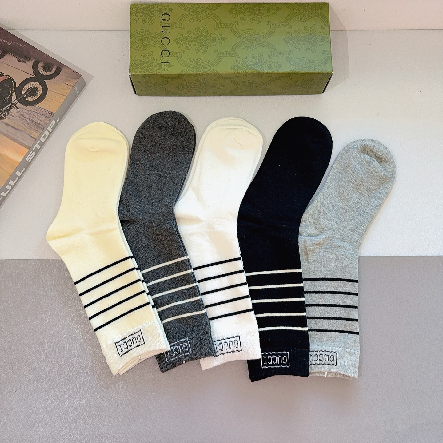 配包装（一盒5双） Gucci 古奇 ins超火爆长筒袜，纯棉面料，潮人必备 ，经典双G字母，个性时尚百