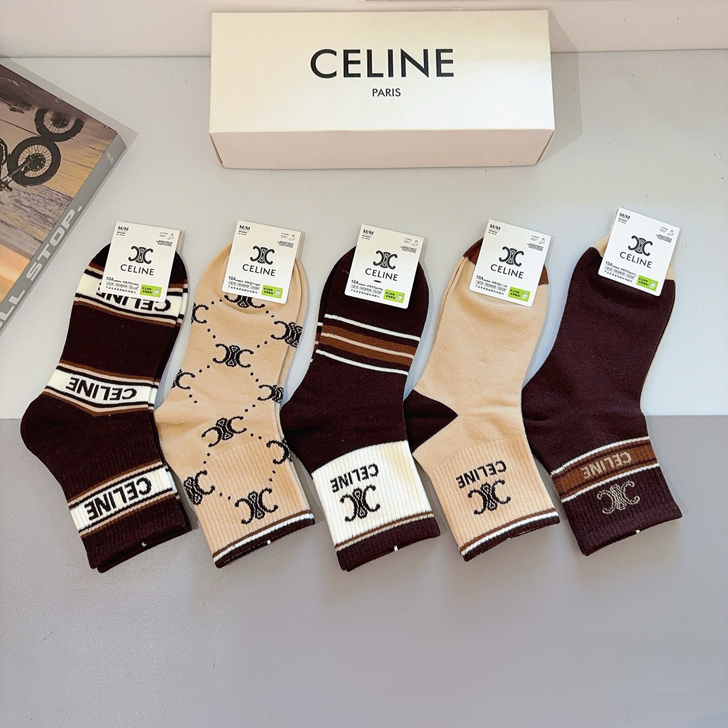 配包装（一盒5双）CELINE 赛琳 新款船袜！纯棉面料，专柜同步中筒袜子，💛大牌出街，潮人必备🔥超好搭