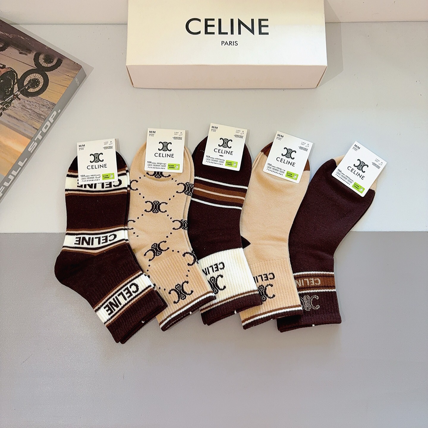 配包装（一盒5双）CELINE 赛琳 新款船袜！纯棉面料，专柜同步中筒袜子，💛大牌出街，潮人必备🔥超好搭
