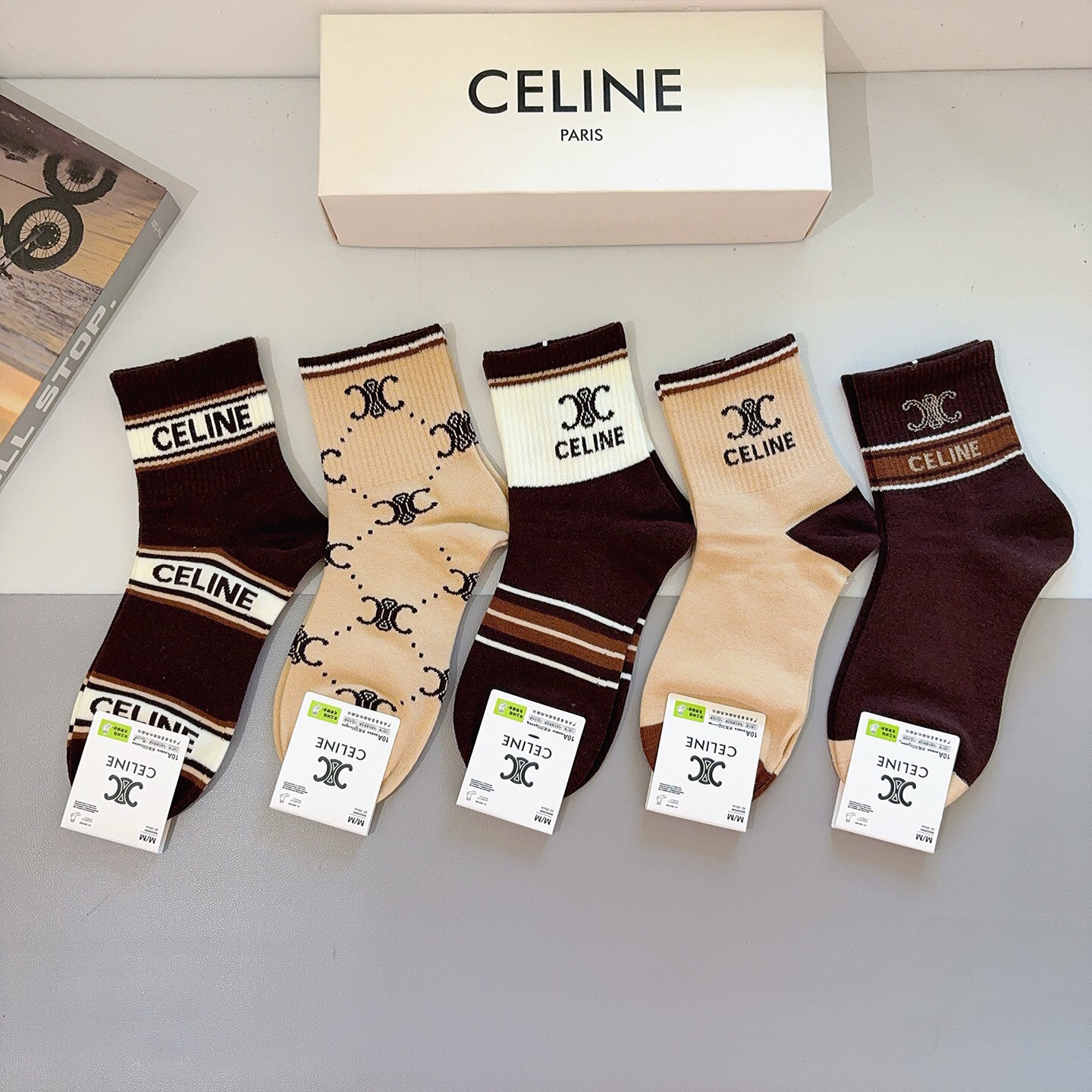 配包装（一盒5双）CELINE 赛琳 新款船袜！纯棉面料，专柜同步中筒袜子，💛大牌出街，潮人必备🔥超好搭