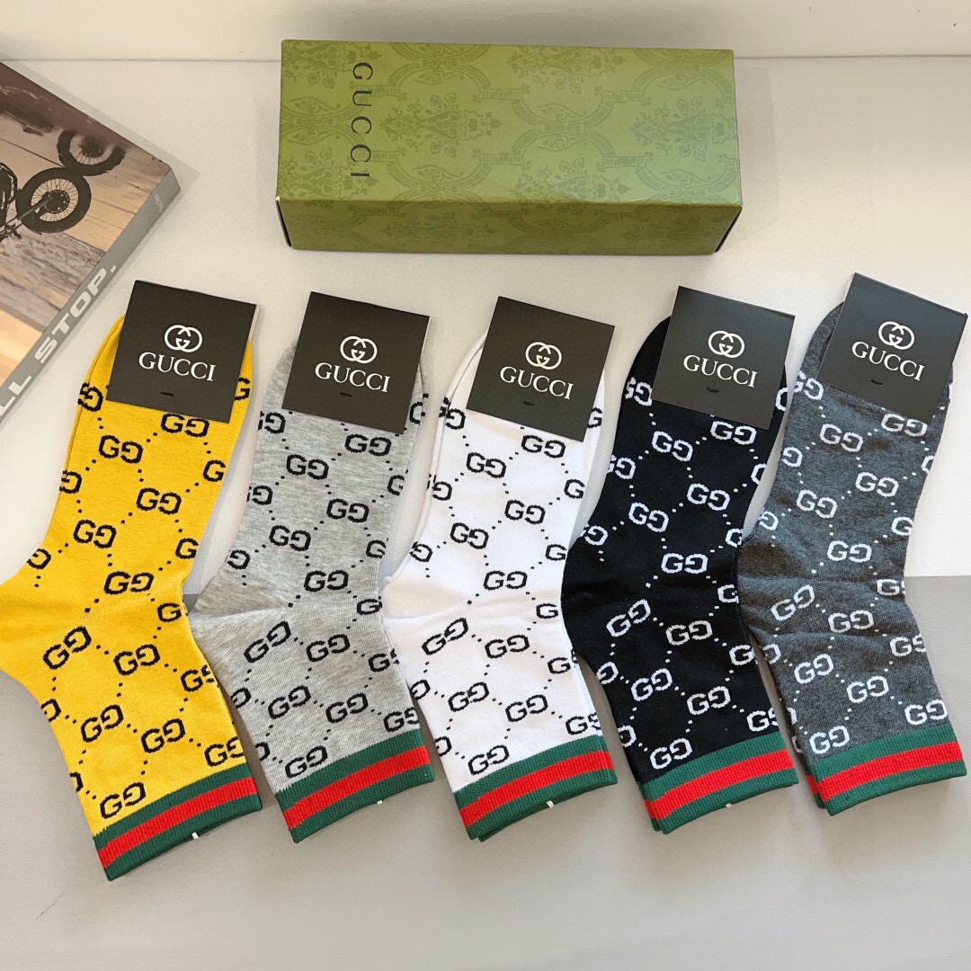 配包装（一盒5双） Gucci 古奇 新款中筒男款袜子，纯棉面料，潮人必备 ，Gucci 爆款，经典双G