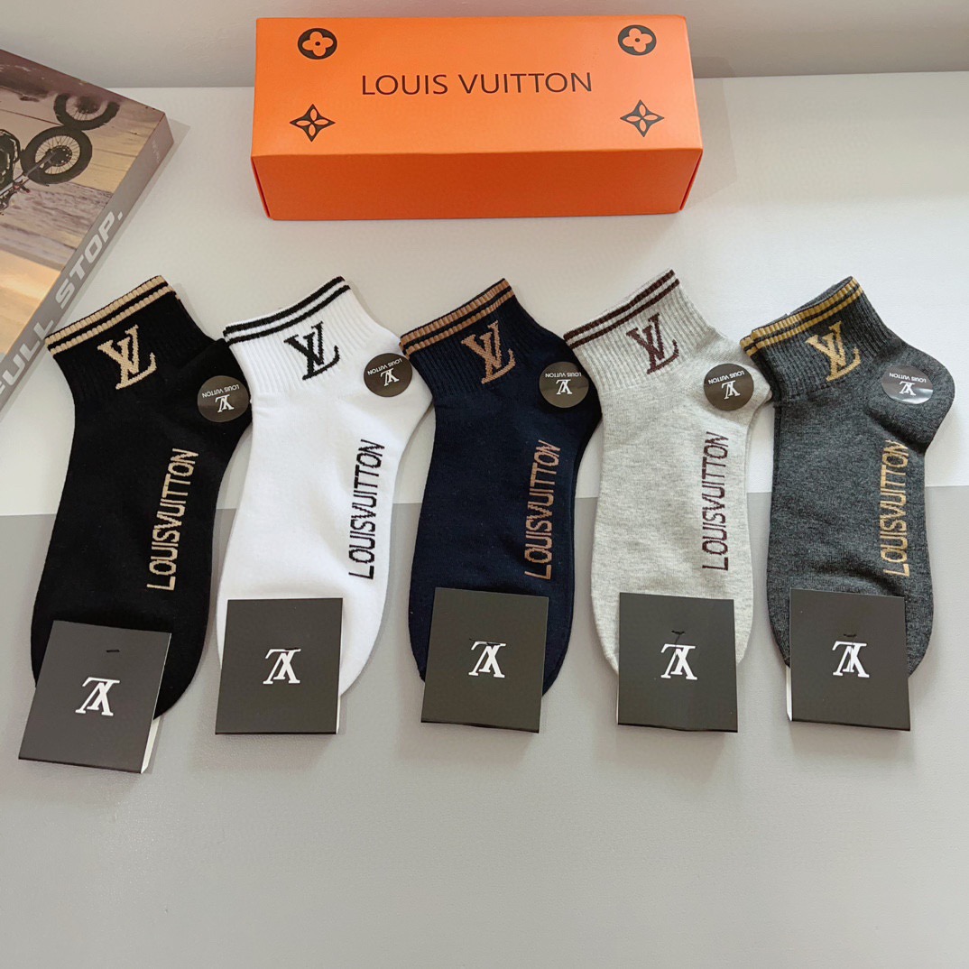 配包装（一盒5双） 🌟 LV 路易威登 超火爆小单品，高版本羊毛面料，潮人必备 爆款，经典字母logo中