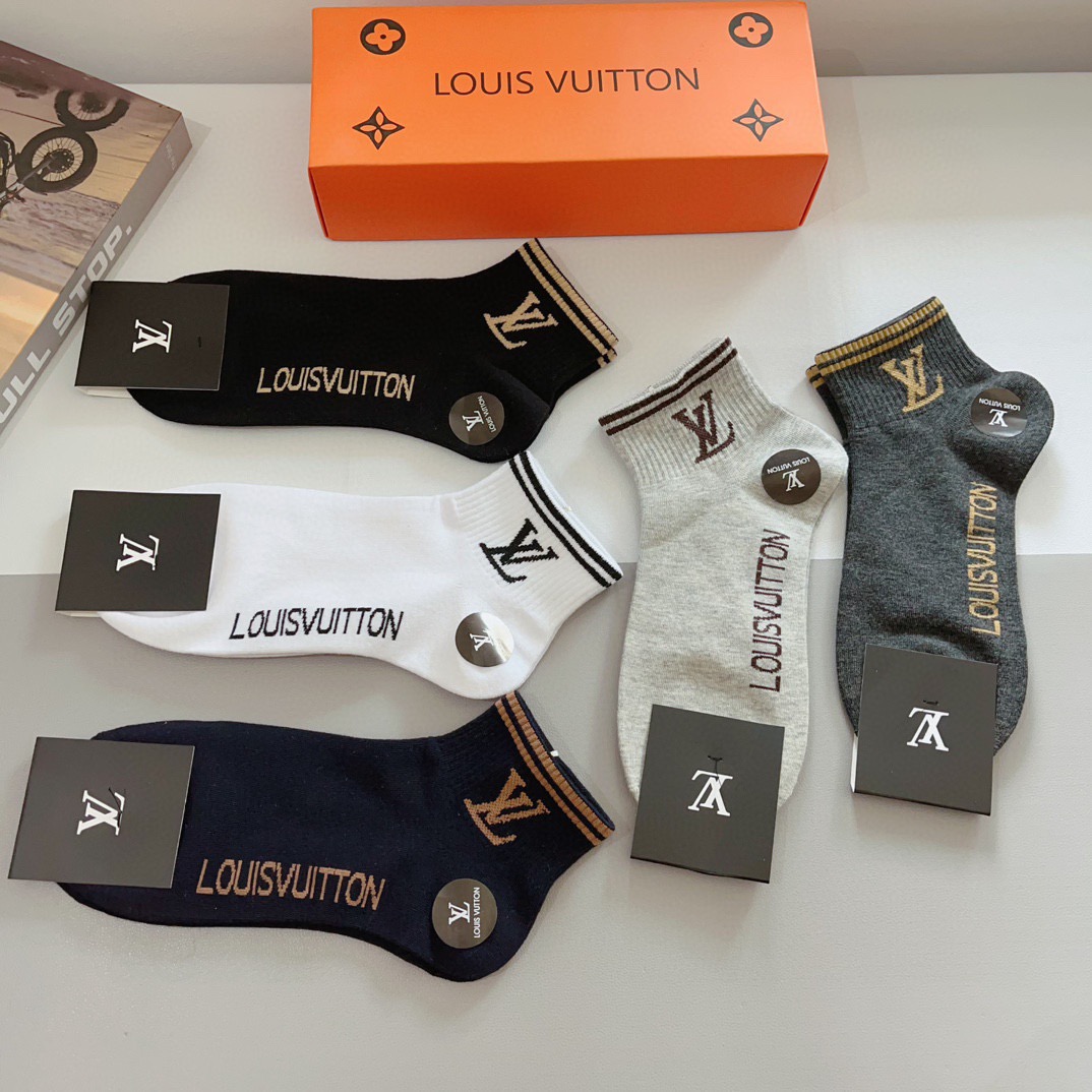 配包装（一盒5双） 🌟 LV 路易威登 超火爆小单品，高版本羊毛面料，潮人必备 爆款，经典字母logo中