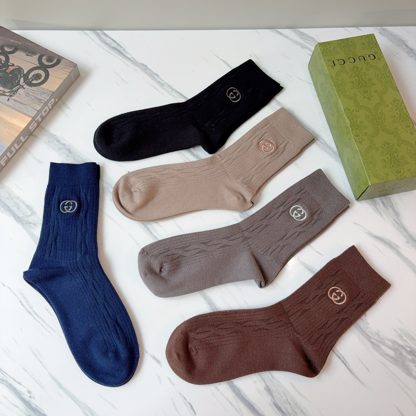 配包装【一盒5双】Gucci （古奇）高版本羊绒刺绣长筒袜子🔥潮人必不可少的时尚专柜代购长筒袜子 ，超好