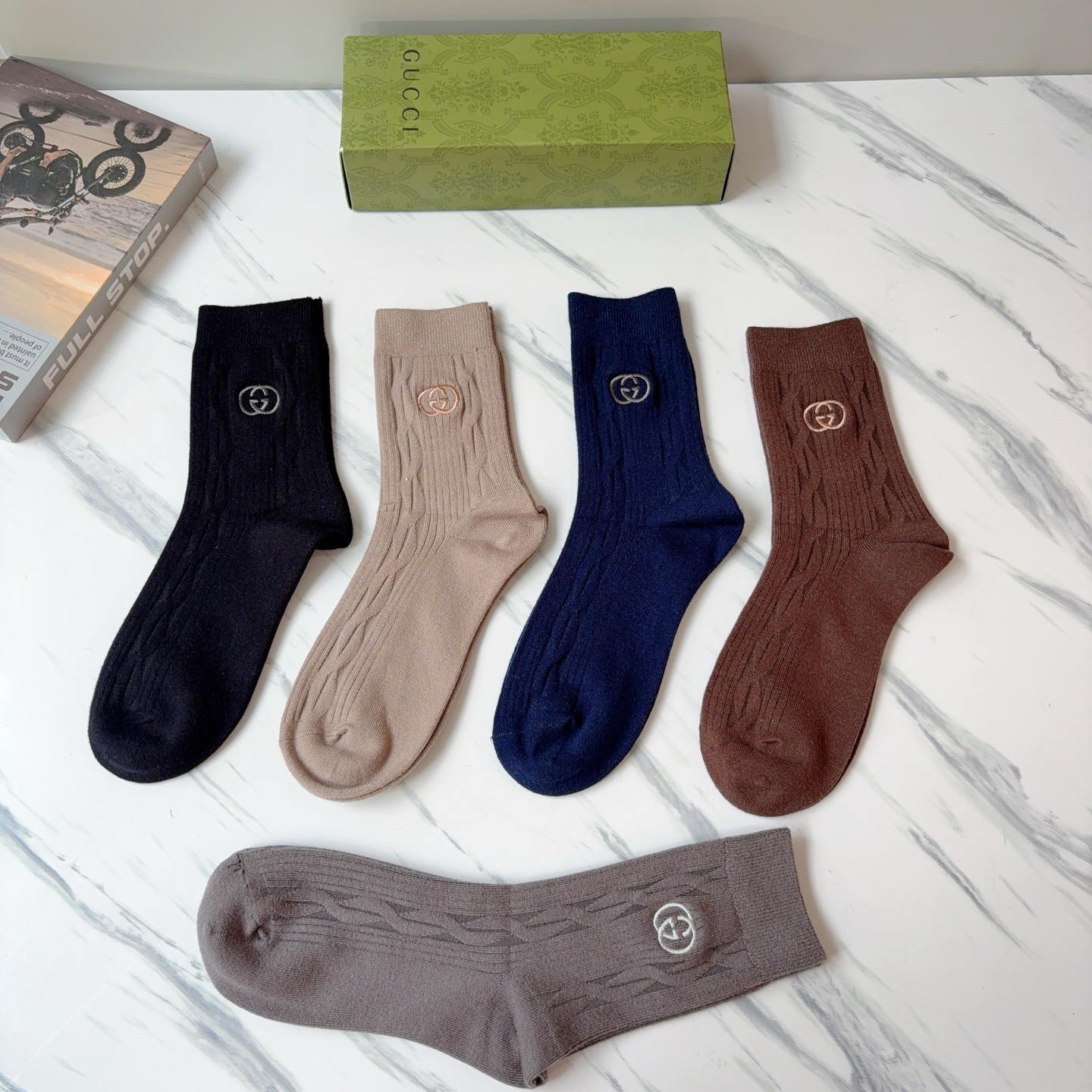 配包装【一盒5双】Gucci （古奇）高版本羊绒刺绣长筒袜子🔥潮人必不可少的时尚专柜代购长筒袜子 ，超好