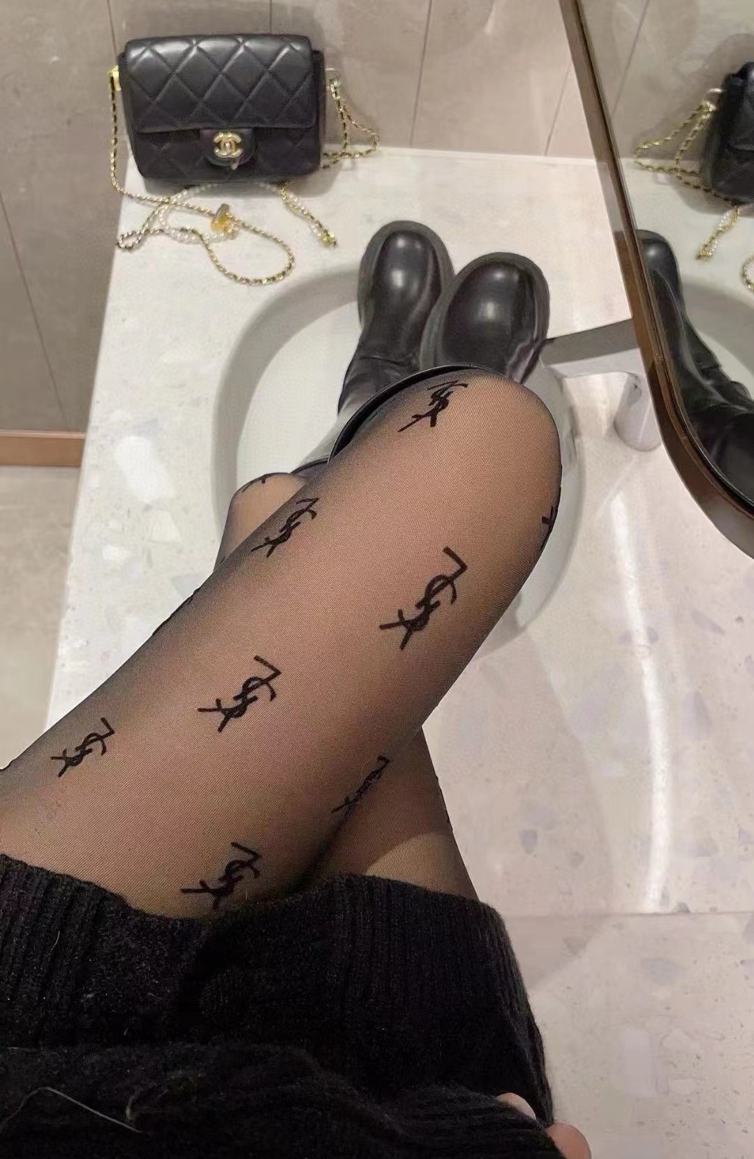 配包装【一盒1双】 圣罗兰 经典植绒字母丝袜 🌟欧美大牌裤袜🔥一比一高版本制作，可以看得到的工艺！潮人秋