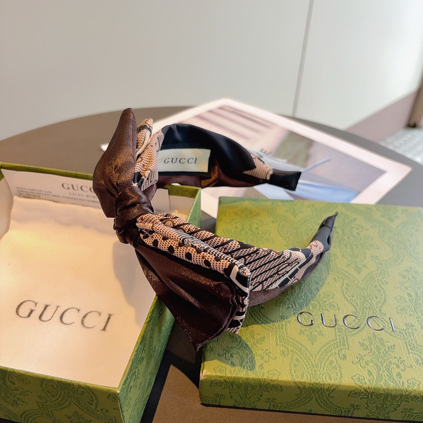 配包装Gucci古奇 经典新款蝴蝶结发箍，女神必备单品头箍，非常百搭，时尚潮流！