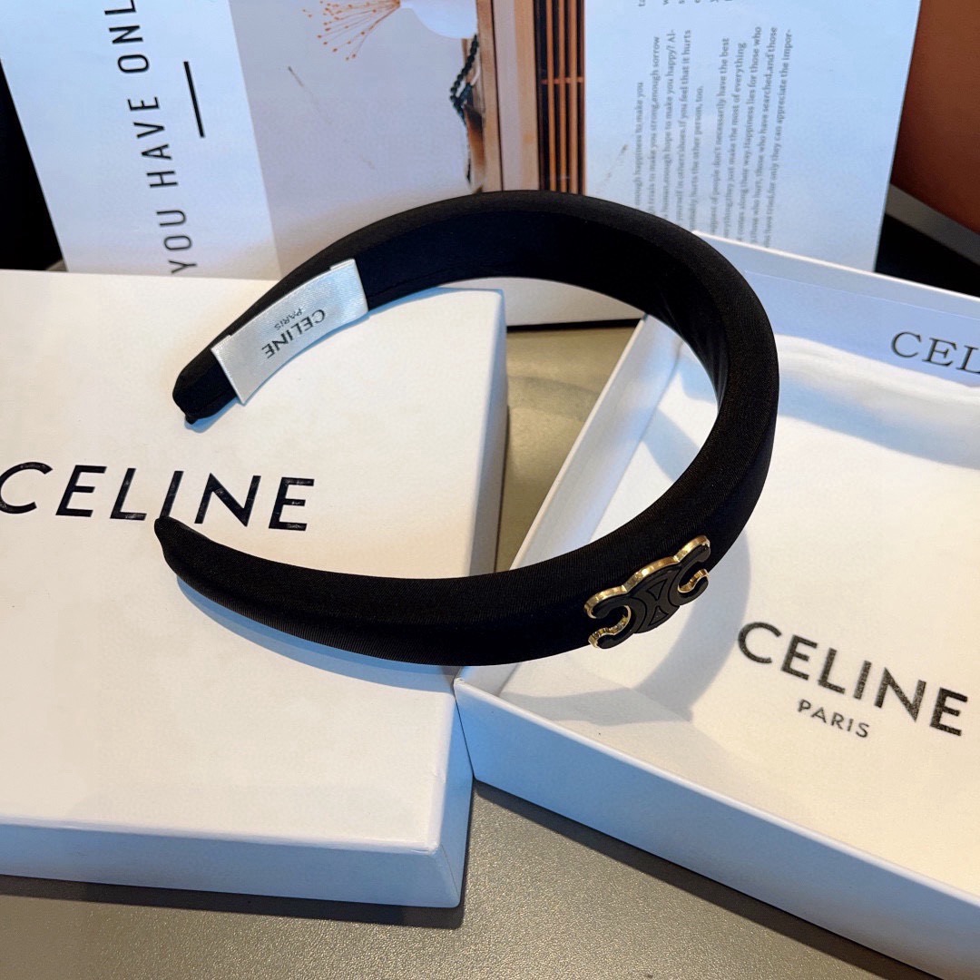 配包装CELINE（赛琳）网红爆款发箍，佩戴舒适无压力，造型搭配必备头饰！非常时尚百搭！女神必备！名媛范