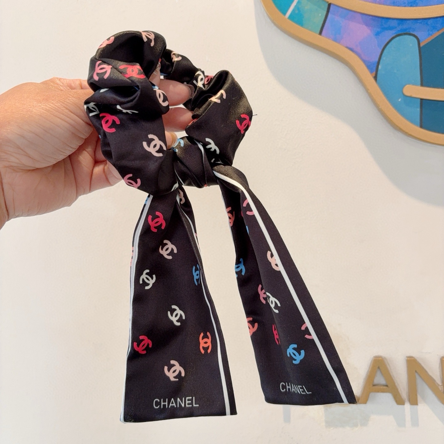 配包装CHANEL （香奈儿）字母飘带马尾发圈 蝴蝶结肠圈，高档韩版皮筋，经典花型设计， 高端大气，名媛