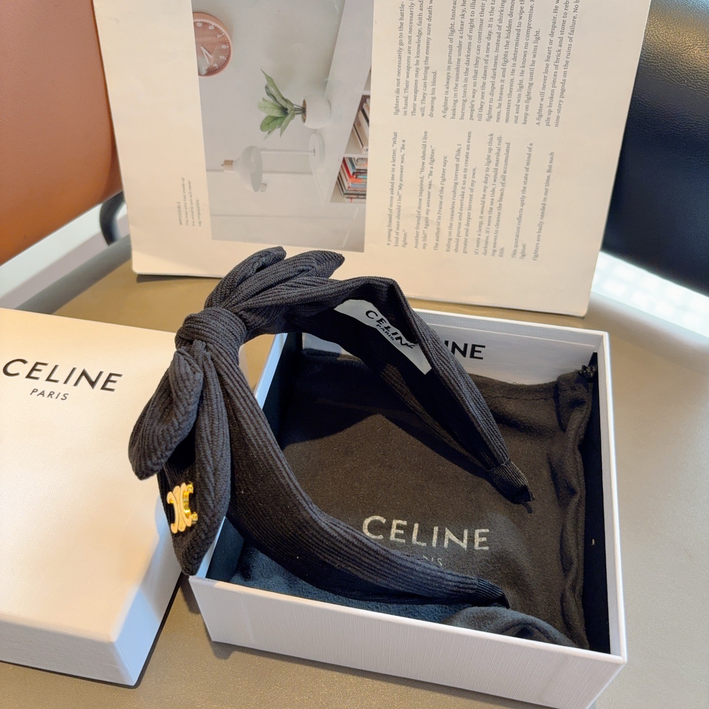 配包装CELINE（赛琳）网红新款蝴蝶结发箍，佩戴舒适无压力，造型搭配必备头饰！非常时尚百搭！女神必备！