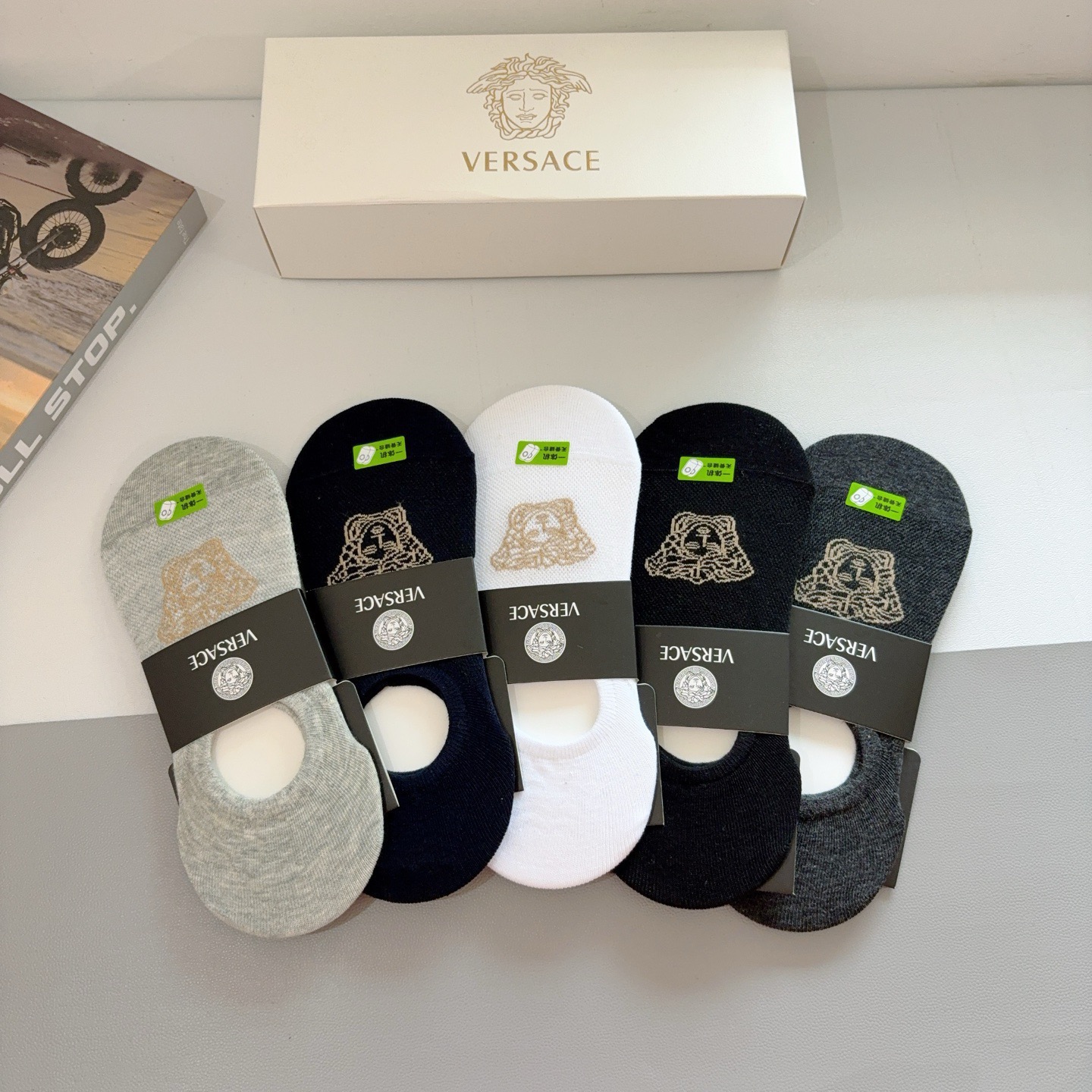 配包装【一盒五双】VERSACE范思哲 欧美大牌男款船袜🔥潮人必不可少的专柜代购品质 搭配起来超高逼格 